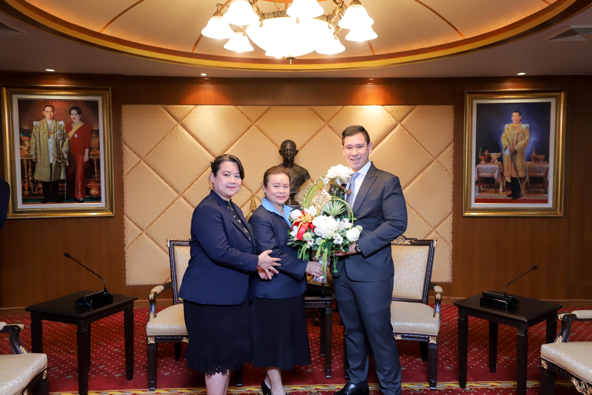 0E29F9C9 13AD 44A4 B950 BF9039149B28