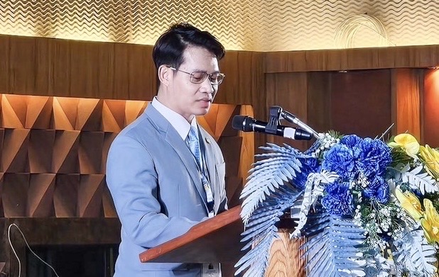 B50F50DC 8B81 415A B5BD 8CB3E2E1D6F5