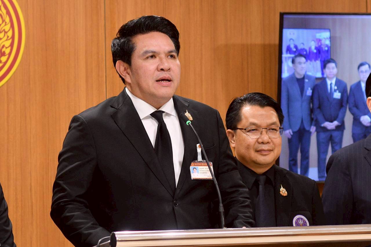 LINE ALBUM 111268 251211 3