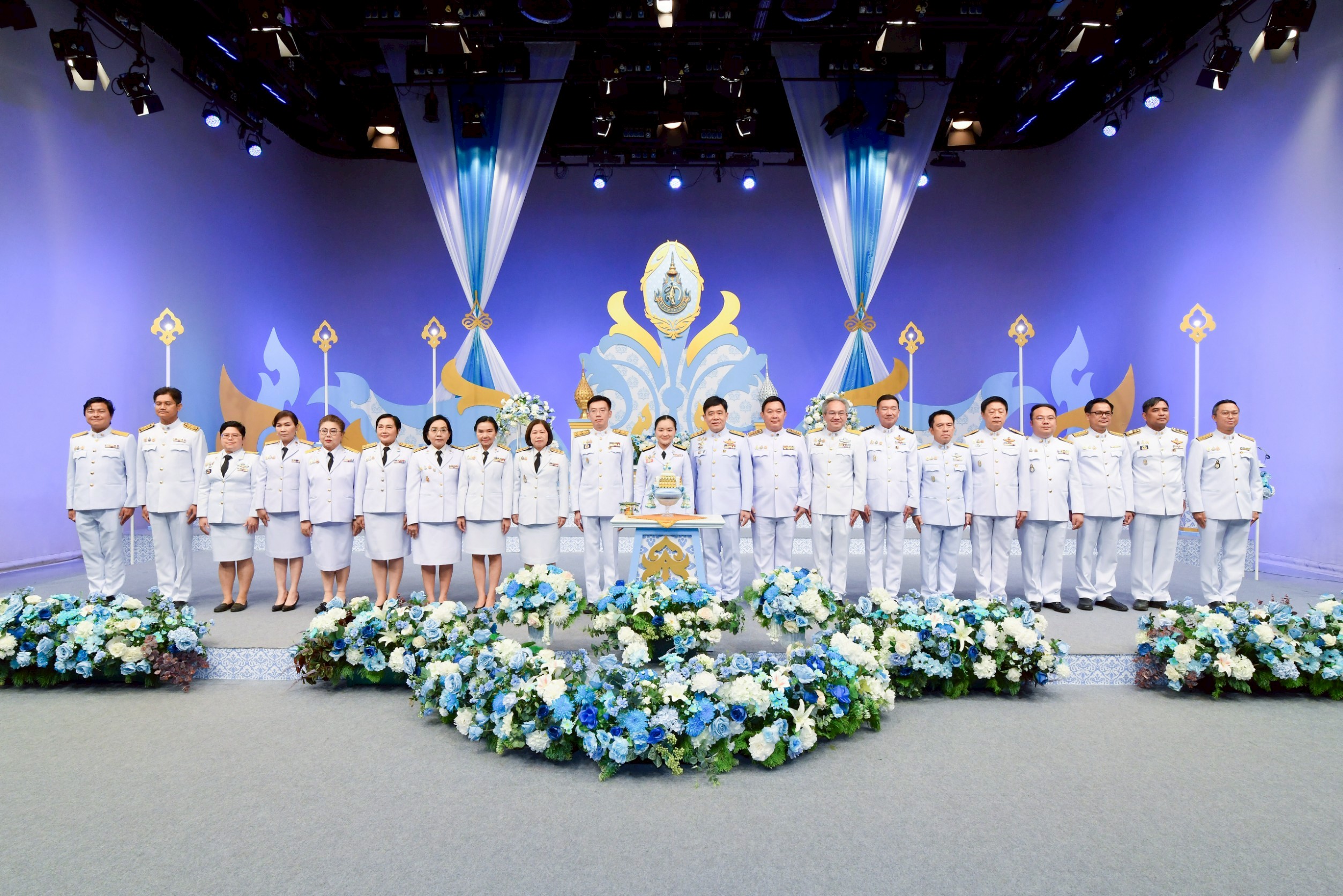 LINE ALBUM 24072568 2 250724 3