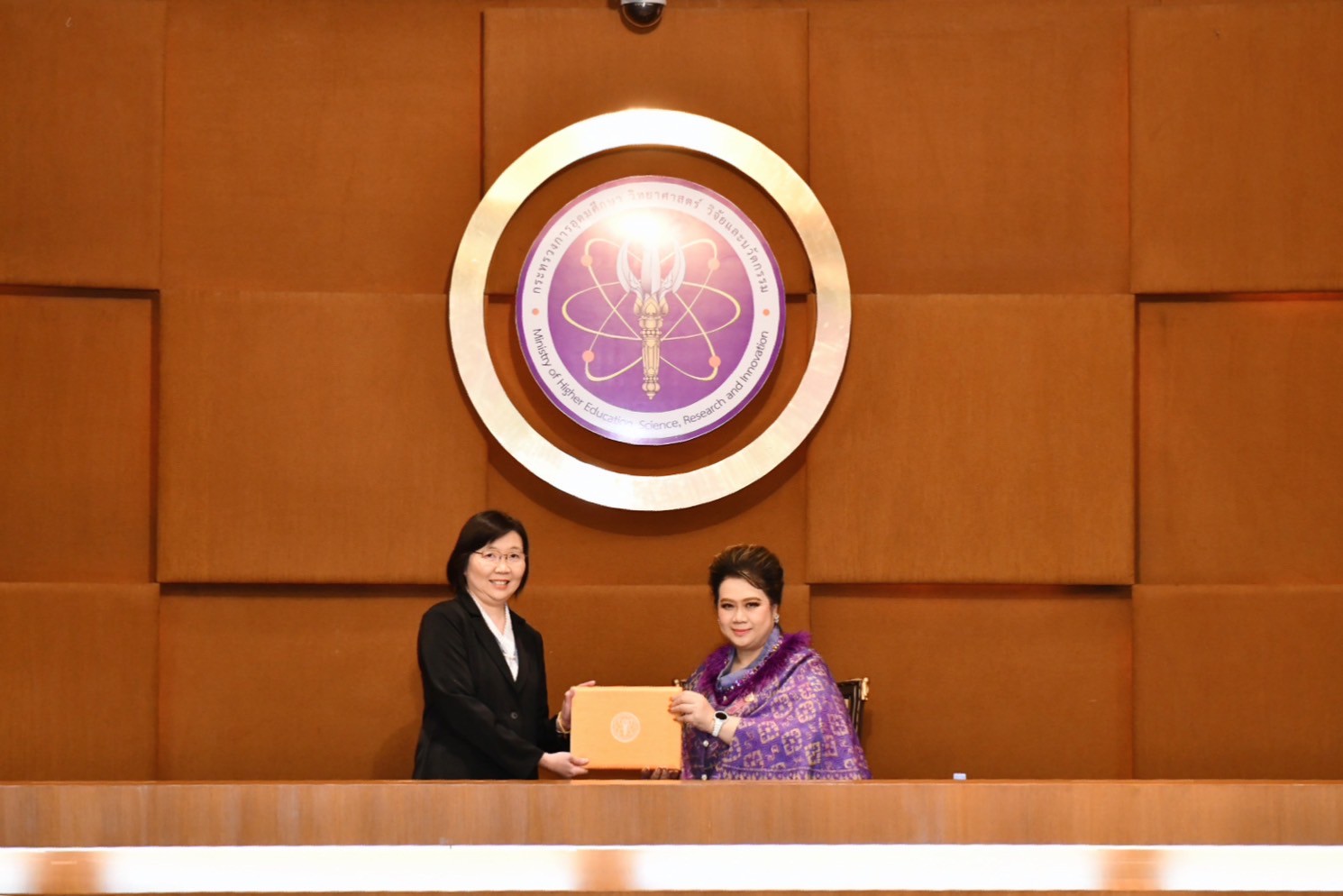 LINE ALBUM 2568 250502 24