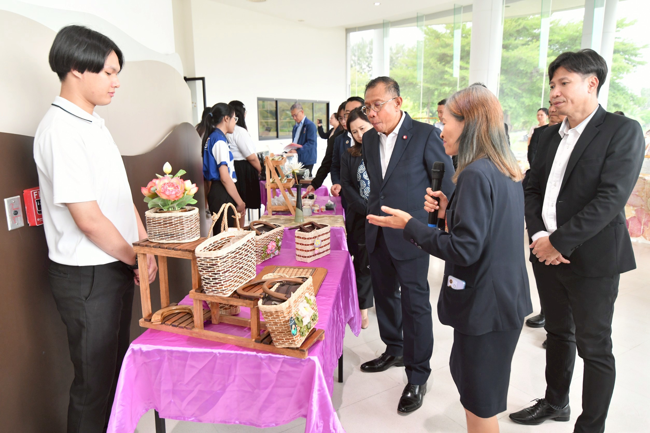 LINE ALBUM 085768 2 250508 8