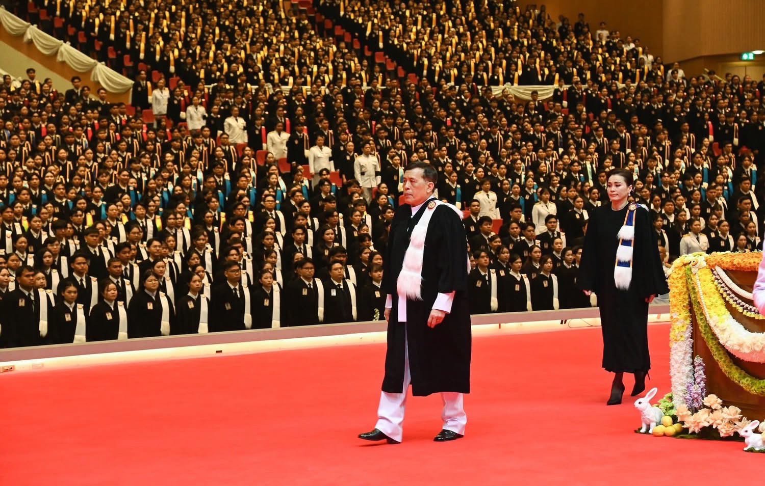 LINE ALBUM 17169 260119 3