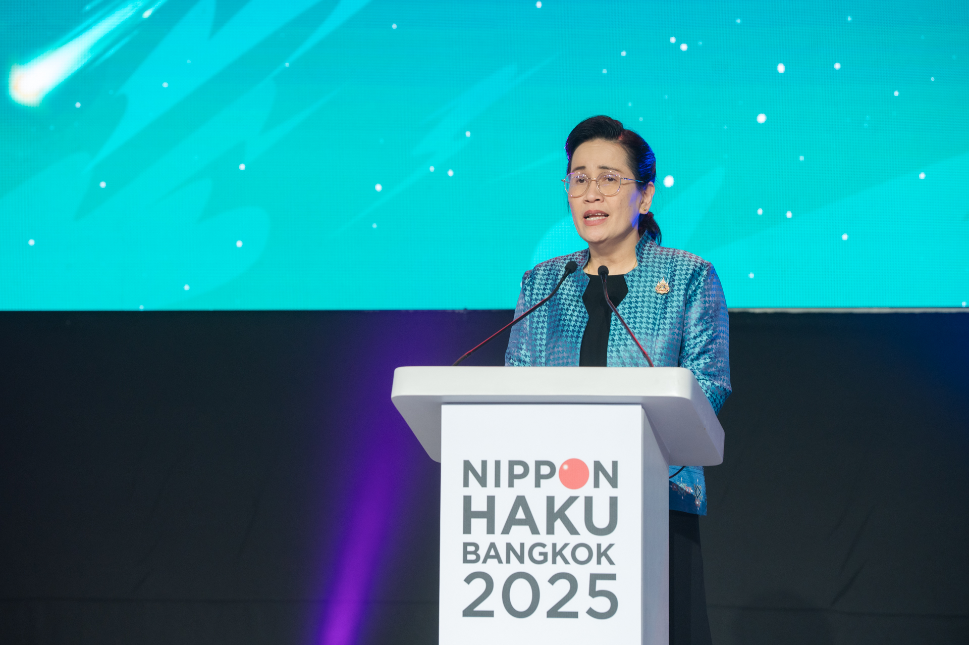 2 ดร.จุฬารัตน์ ตันประเสริฐ