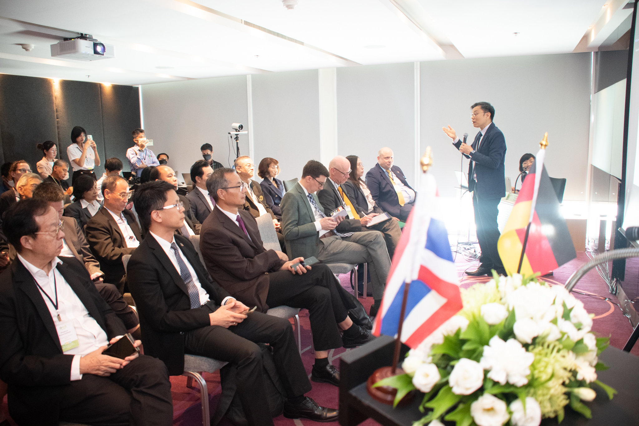 13 แถลงข่าวเปิดตัวฐานข้อมูล Cassavastore