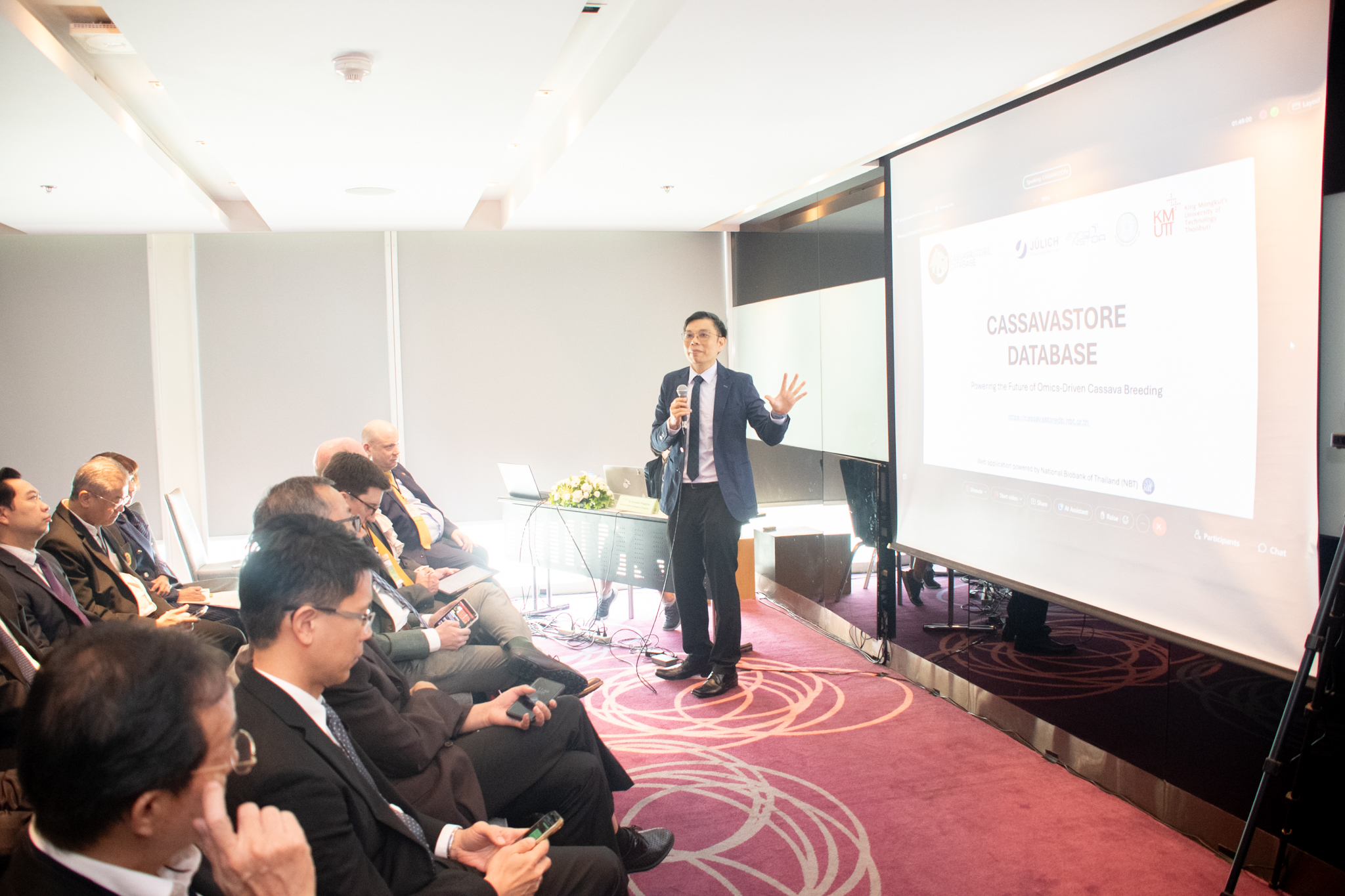 03 เปิดตัวฐานข้อมูล Cassavastore