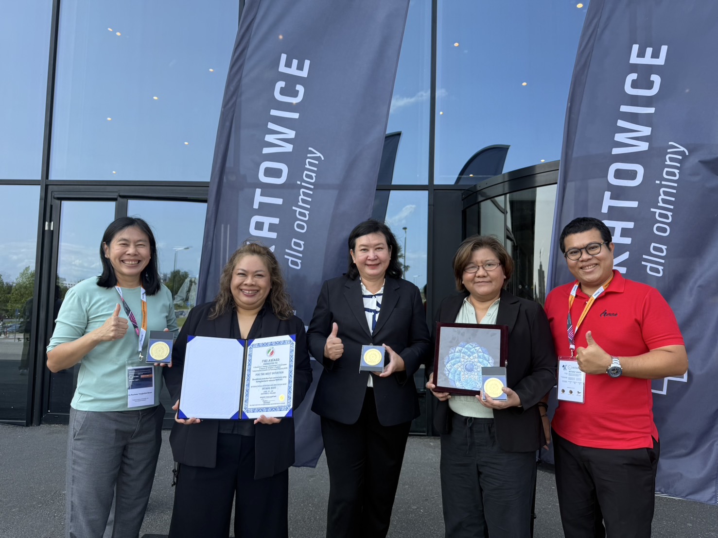 3รางวัลจากผลงาน.กระบวนการผลิตไบโอเซลลูโลส