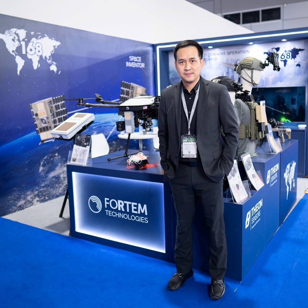 3 นายจุติวัฒน์ เสงี่ยมศักดิกร