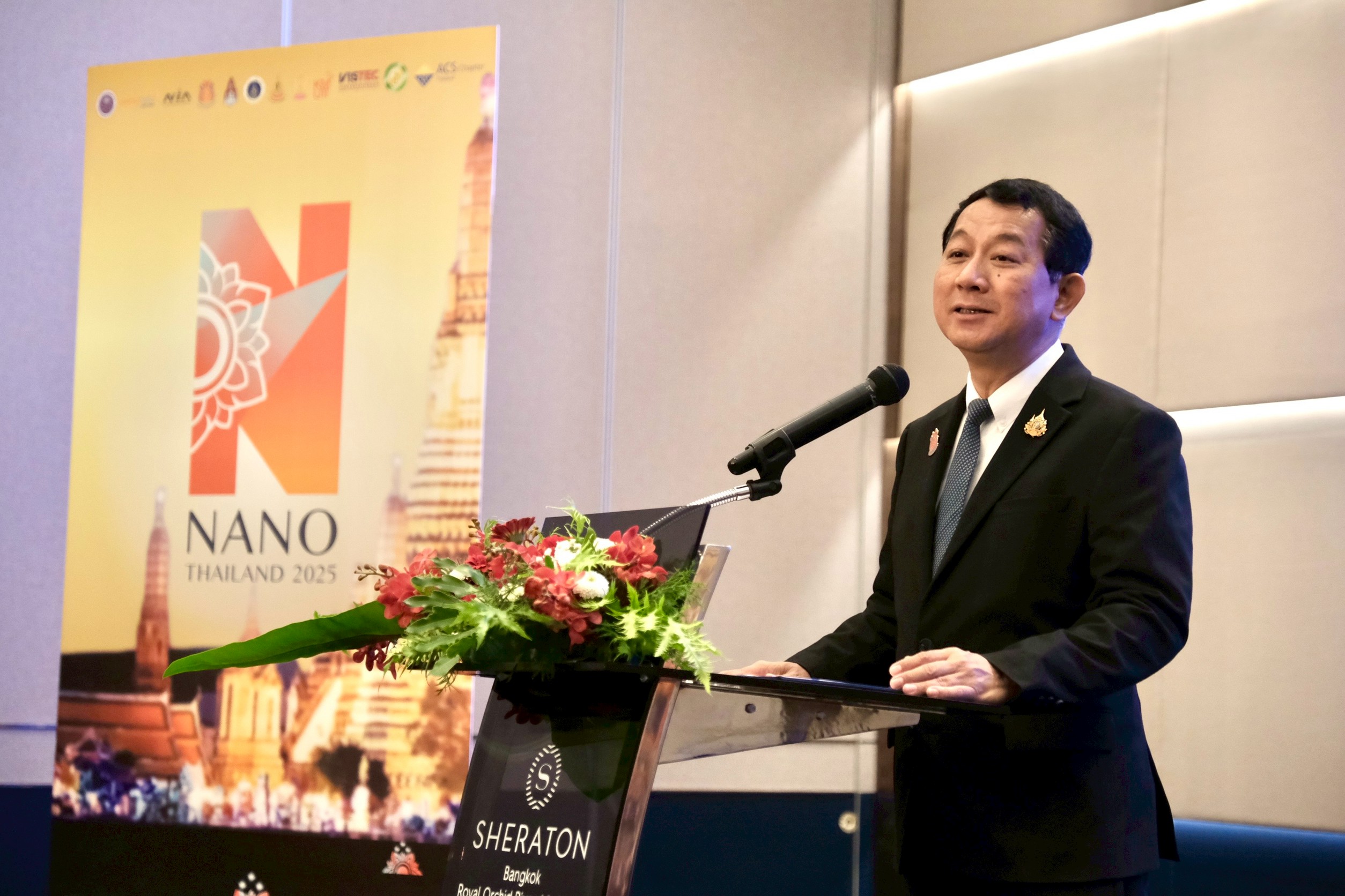 4 ศ.ดร.นพ. สิริฤกษ์ ทรงศิวิไล