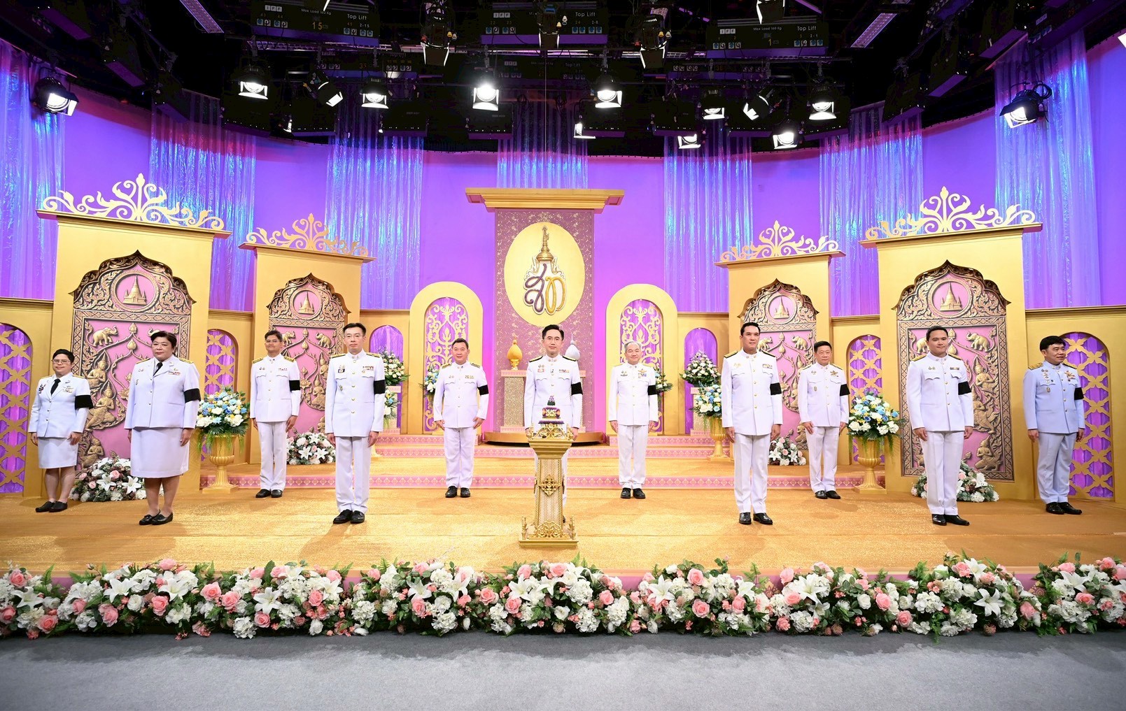 LINE ALBUM 8569 บันทึกเทปถวายพระพร 260509 2