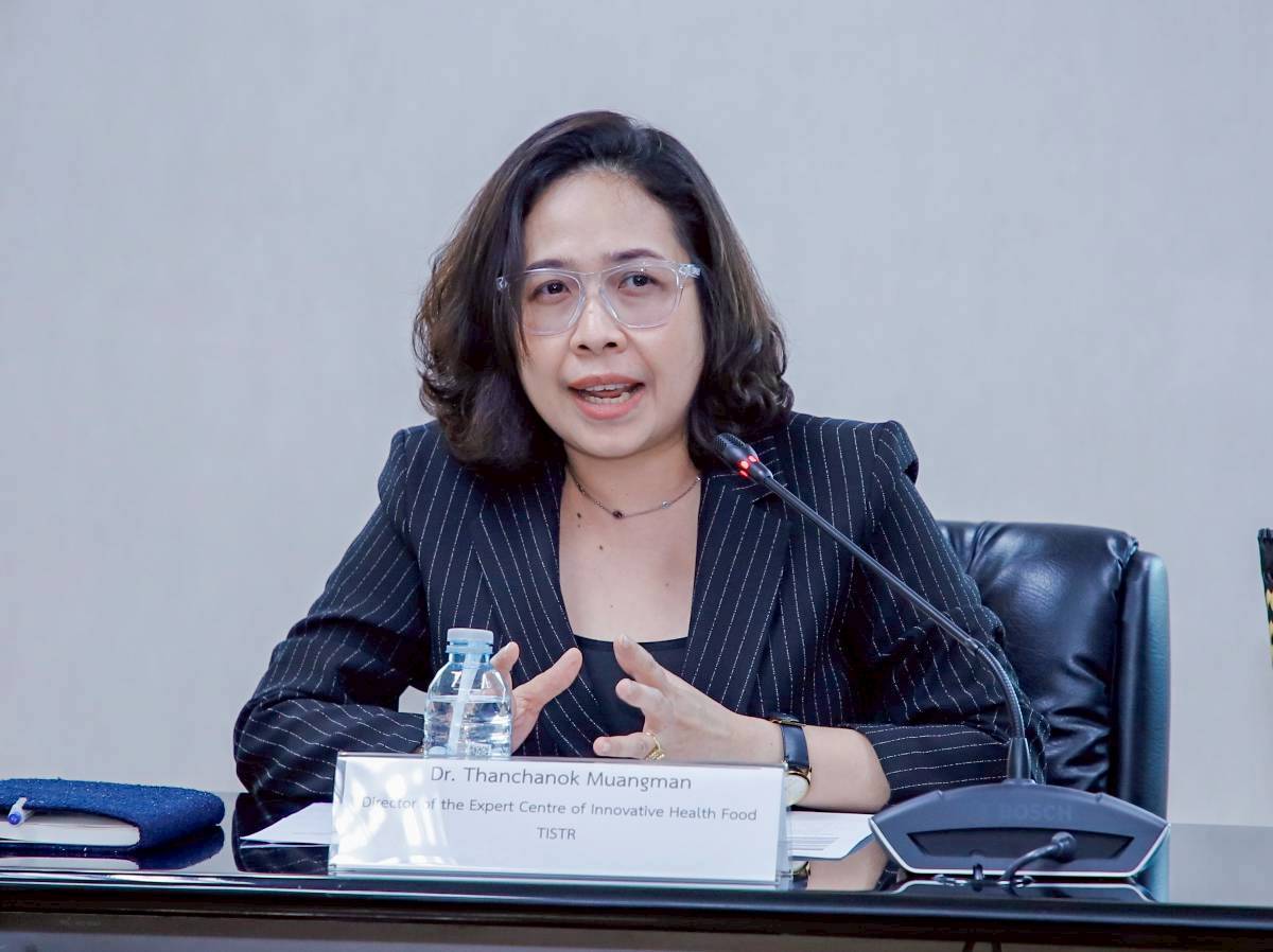 2ดร.ธัญชนก