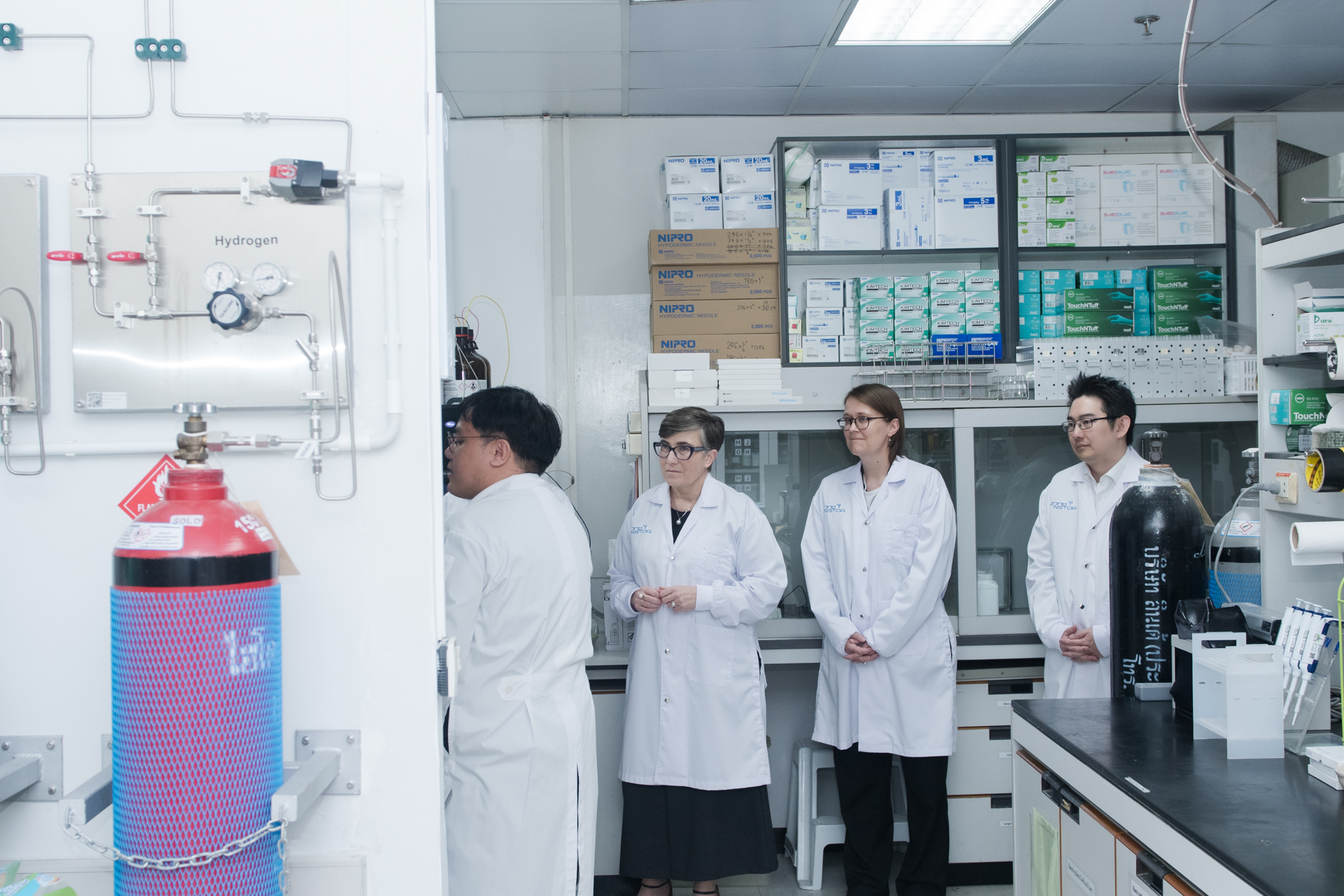 12 เยี่ยมชมห้องปฏิบัติการ 2 0