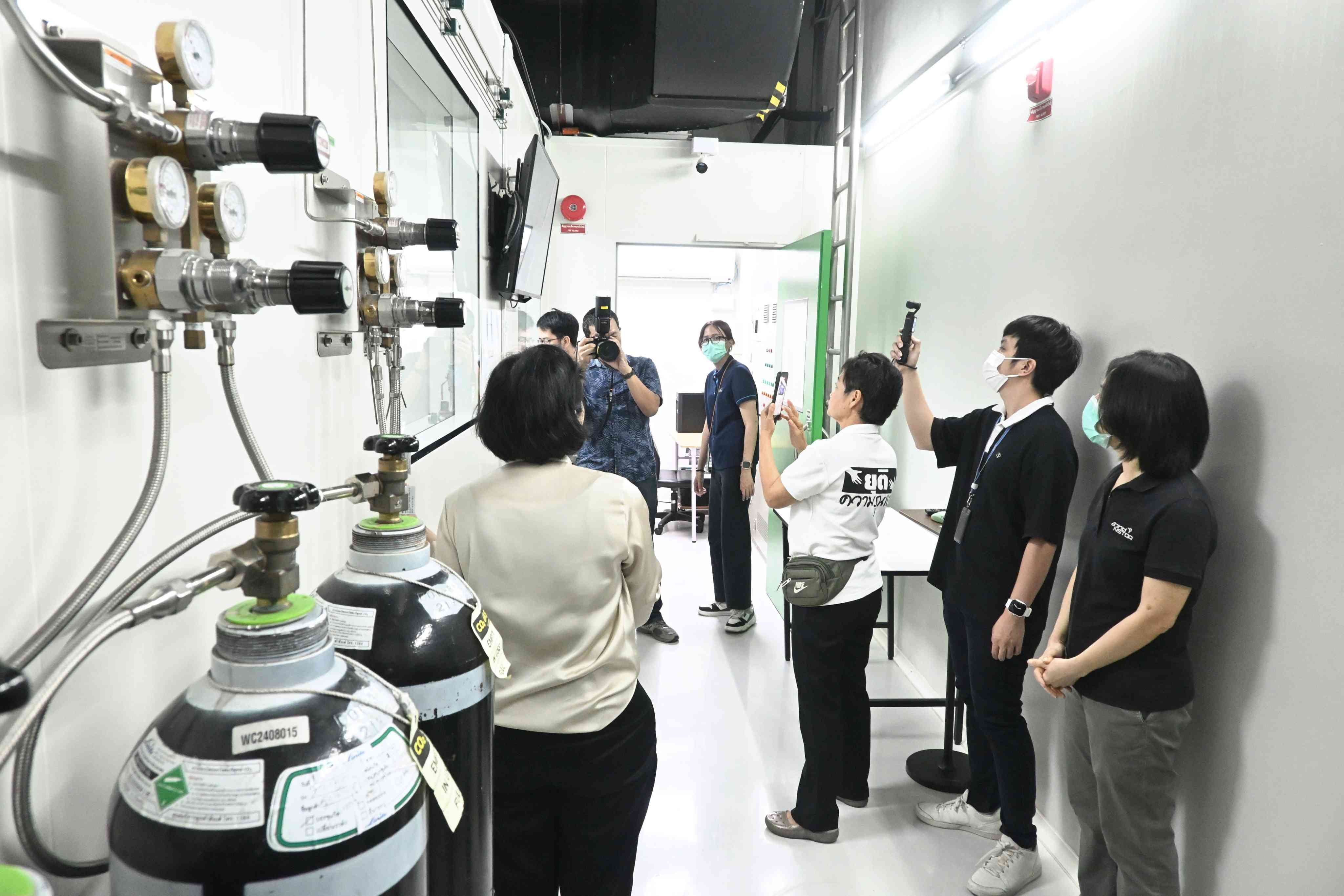 Biosafety-14-ห้อง_BSL3_0.jpg