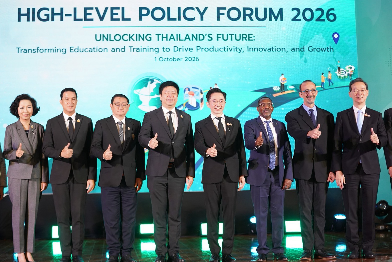 LINE_ALBUM_รมว._Speak_at_theHigh-Level_Policy_Forum_on_Skills_261001_2.jpg