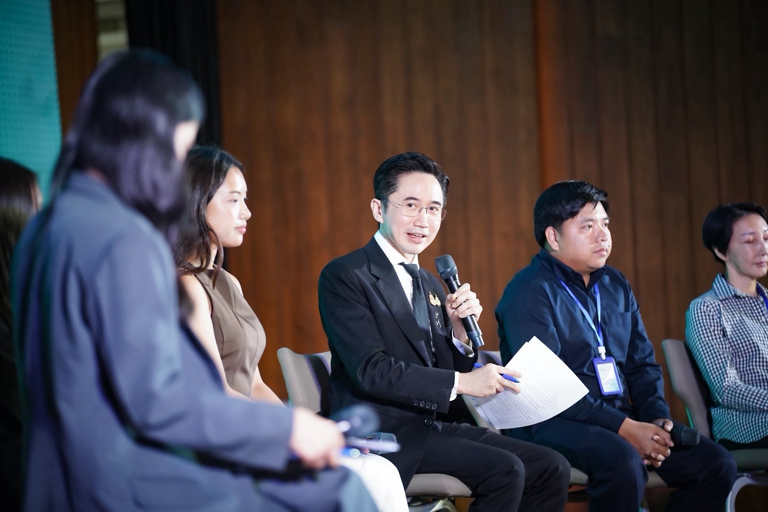 LINE_ALBUM_รมว._Speak_at_theHigh-Level_Policy_Forum_on_Skills_261001_3.jpg