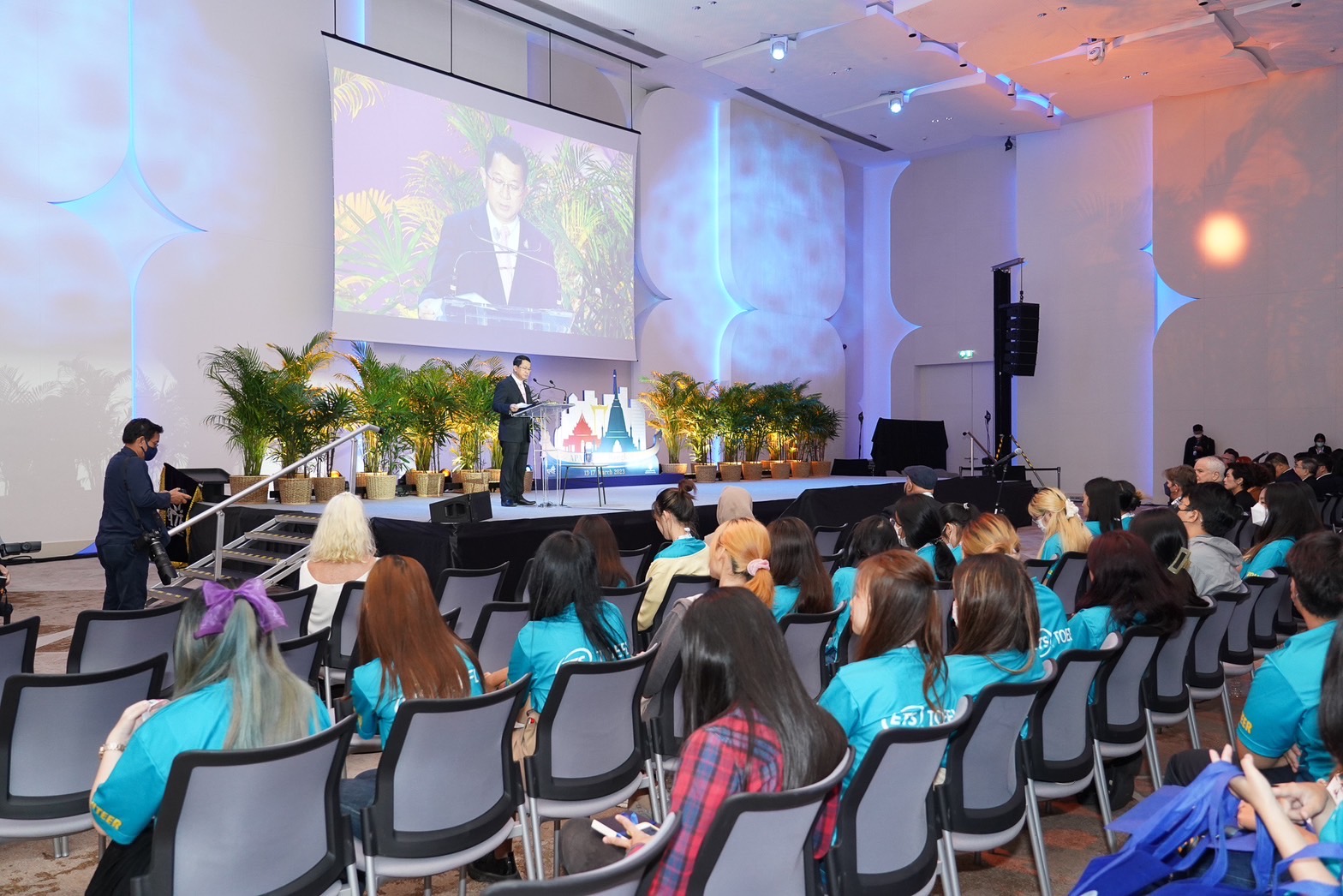 38F56318 ECDA 4385 B7EA 1B7BA686AE53