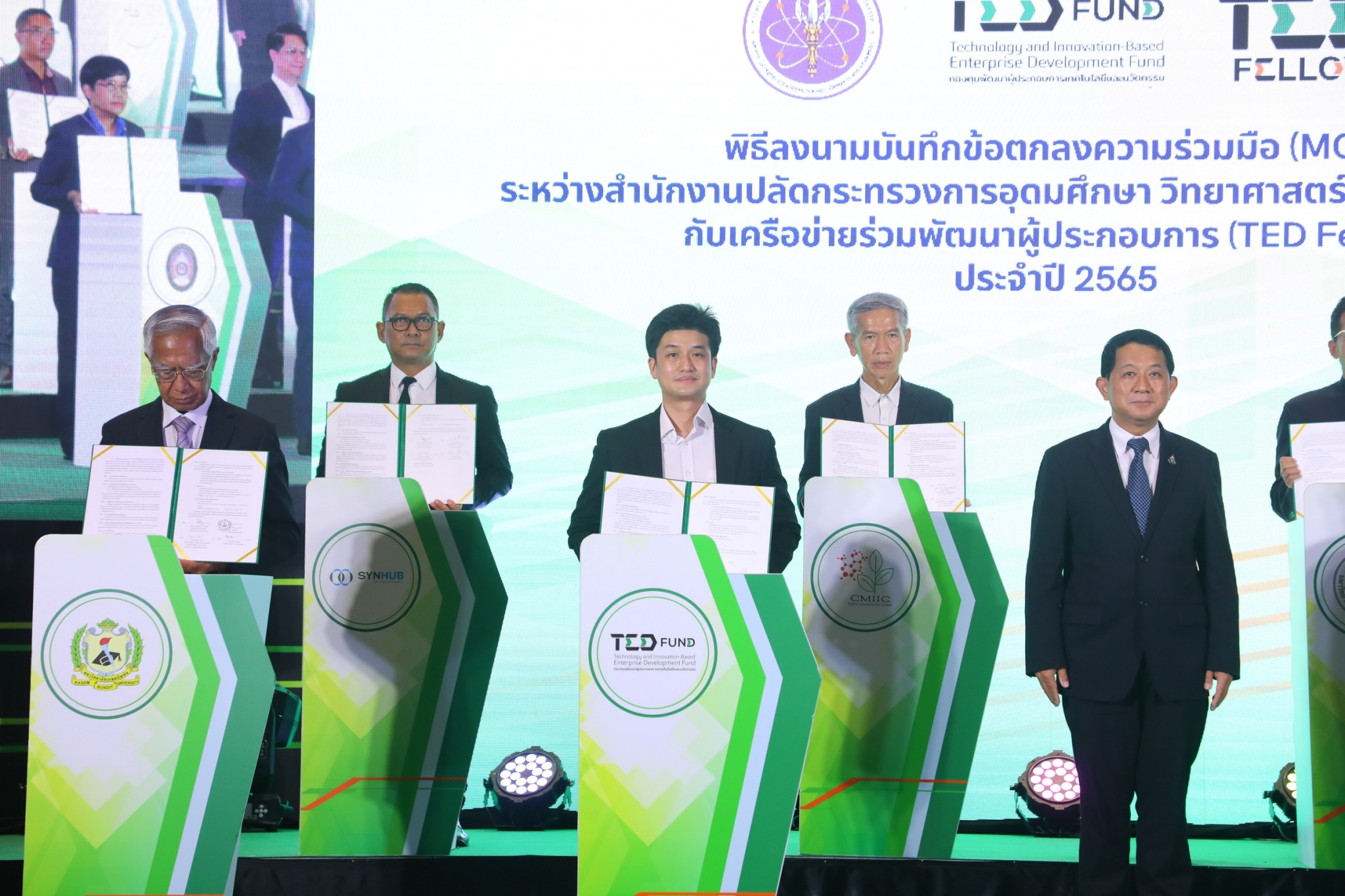 7A716602 6CC9 453C B521 1F3F04B76A89