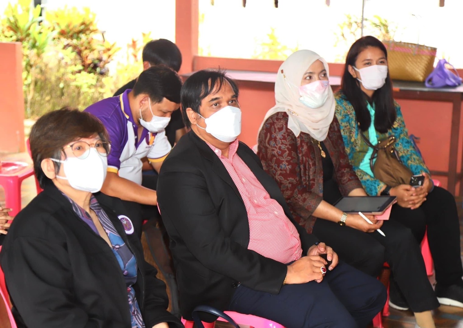 1957E29E 47BD 43D7 9DC9 3A7C168F2E8C