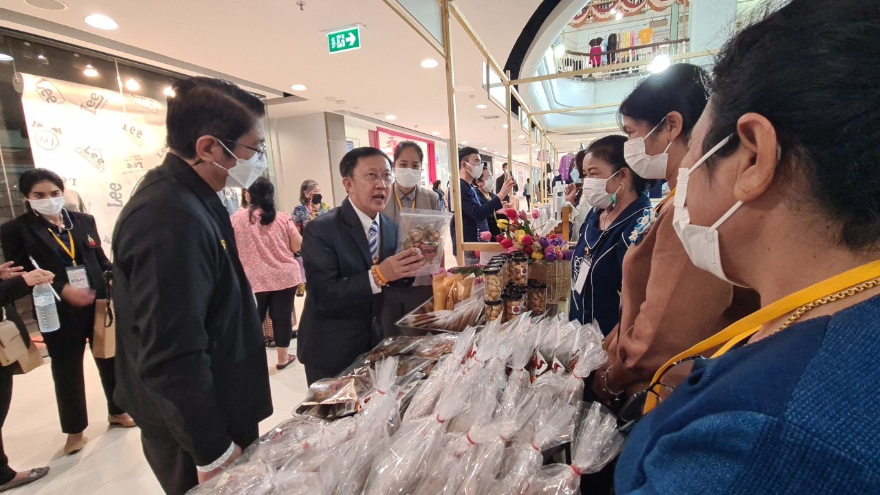 LINE ALBUM งานอุดร 5 7 ตุลาคม 65 221005 72