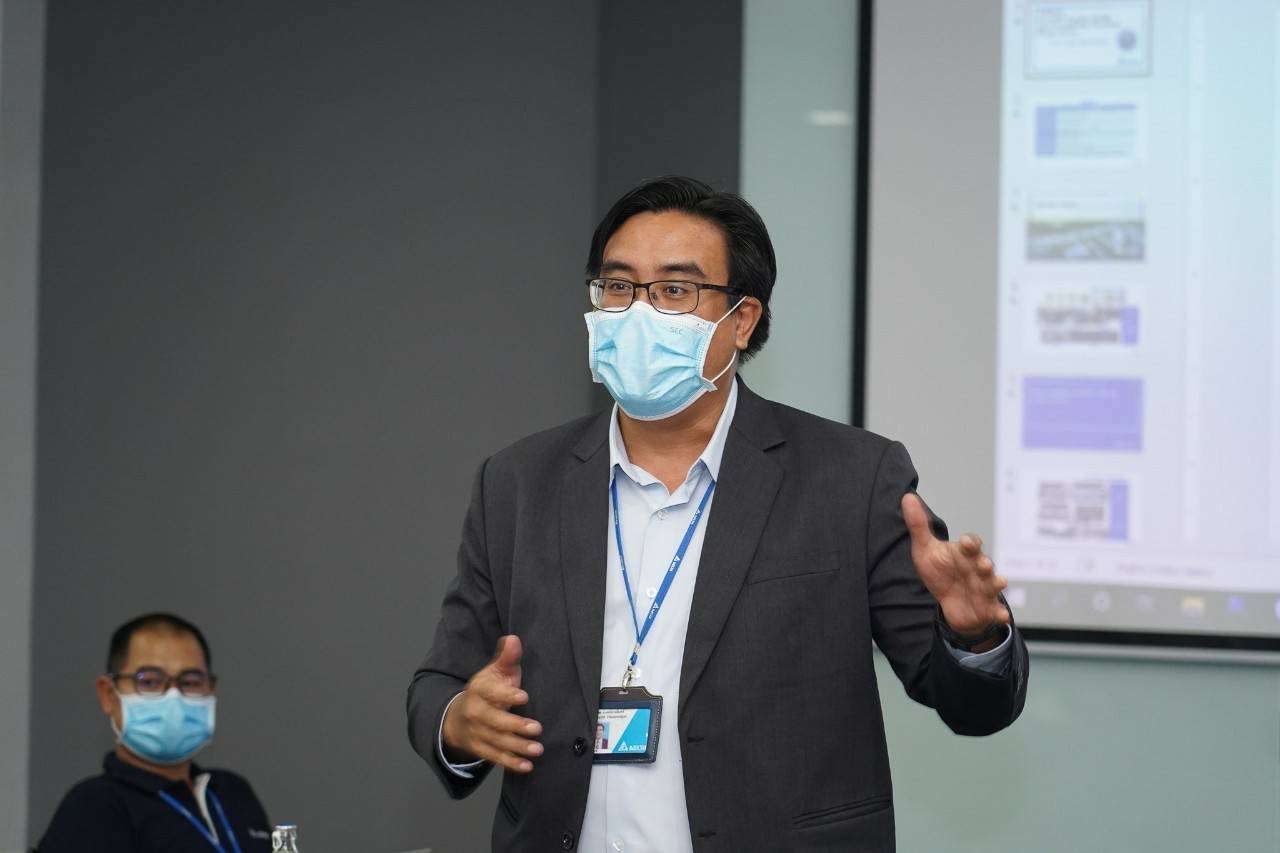 3EC218BB E093 4112 BEA7 A283C9E10963