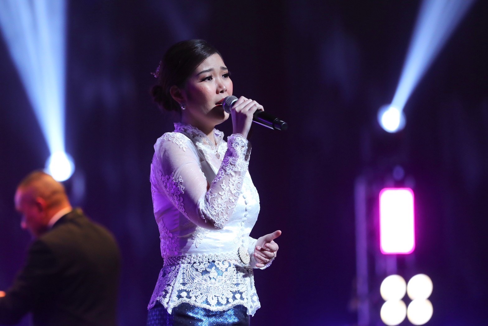 6B985F93 CE53 4444 9FDD 756CD19D8F17