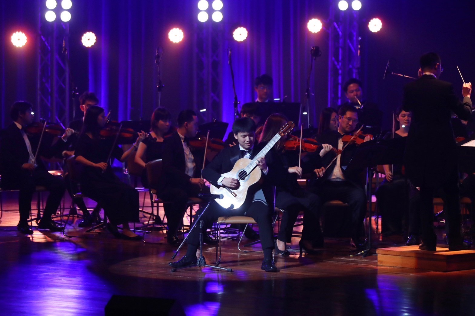 C575709D 5150 4E30 AF41 79AD7D195F10