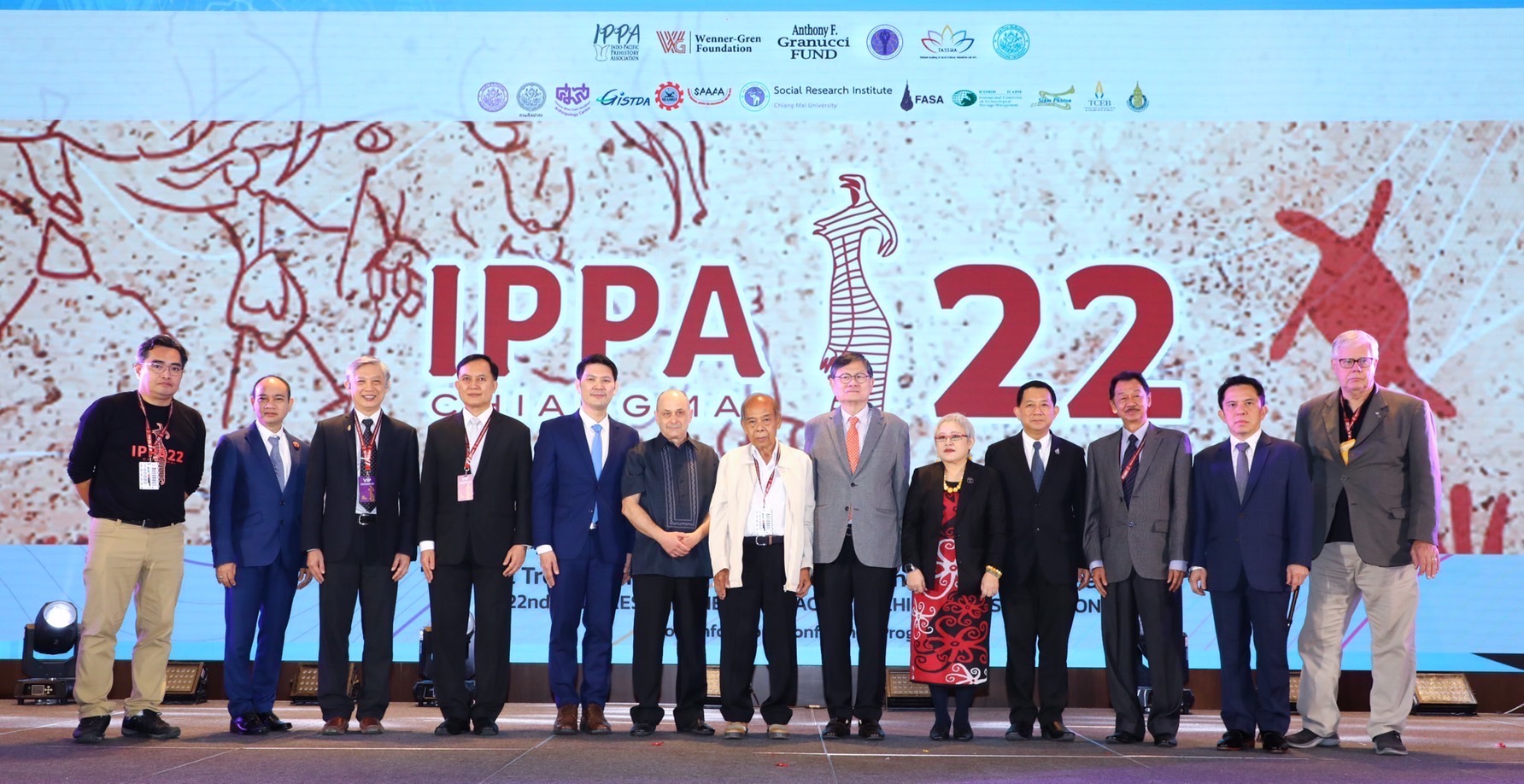 B4EF3477 E243 4BCF 8A38 3FDD89269CBF