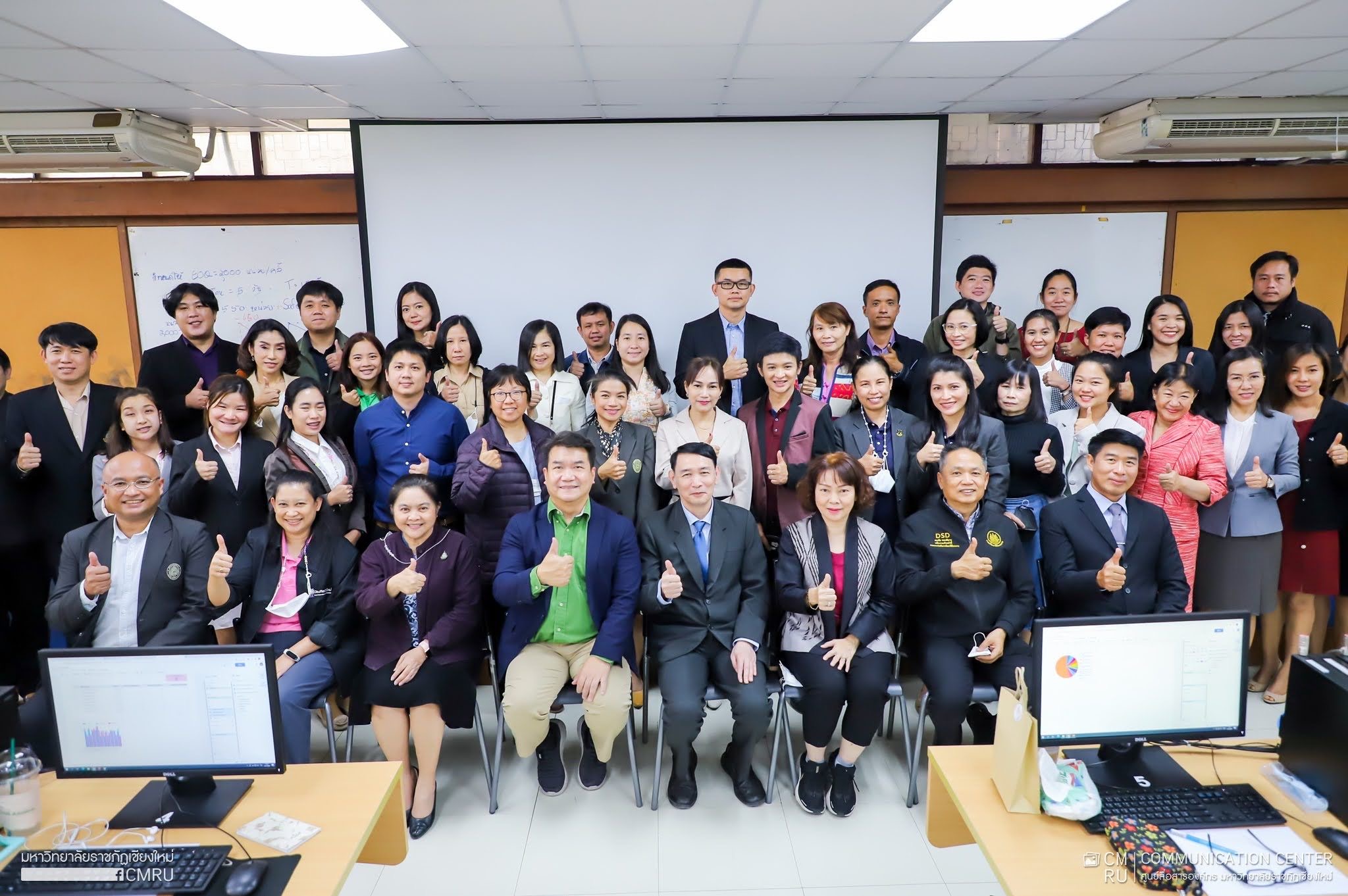 322E825A 1C4D 405C 96BA F15887BEAB4F