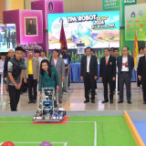 ตอกย้ำความเก่งเยาวชนไทย ! ในศึกแข่งขันหุ่นยนต์ ส.ส.ท. ชิงแชม ... พารามิเตอร์รูปภาพ 1
