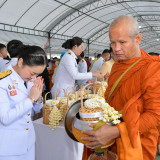 “สุดาวรรณ” รมว.อว. พร้อมด้วยคณะผู้บริหาร อว. ร่วมพิธีทำบุญตั ... Image 2