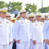 “สุรศักดิ์” ร่วมคณะรัฐมนตรี วางพวงมาลาน้อมรำลึก “วันนวมินทรม ... Image 4