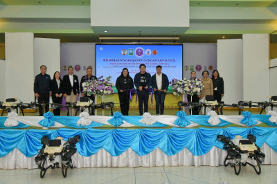 “สุรศักดิ์” เปิด “ศูนย์การเรียนรู้เทคโนโลยีและนวัตกรรมโดรนเพ ... Image 1