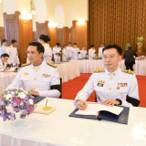 อว. ร่วมพิธีเจริญพระพุทธมนต์ ทำบุญตักบาตรถวายพระราชกุศล และล ... พารามิเตอร์รูปภาพ 2