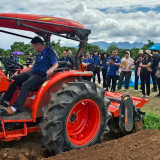 วว. จับมือภาคเอกชน/เครือข่ายเกษตรกร ยกระดับการผลิตดาวเรืองคุ ... พารามิเตอร์รูปภาพ 7