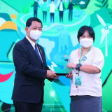 ปลัดกระทรวง อว. มอบโล่ขอบคุณหน่วยงานร่วมจัดงานมหกรรมวิทยาศาส ... Image 23