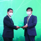 ปลัดกระทรวง อว. มอบโล่ขอบคุณหน่วยงานร่วมจัดงานมหกรรมวิทยาศาส ... Image 14