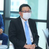 “เอนก” รับสนองแนวพระราชดำริ “ในหลวงรัชกาลที่ 9” แก้ปัญหาคนกั ... Image 4