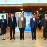 “เอนก” รับสนองแนวพระราชดำริ “ในหลวงรัชกาลที่ 9” แก้ปัญหาคนกั ... Image 7