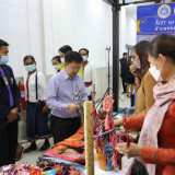 เลขานุการ รมว.อว. ลงพื้นที่กาฬสินธุ์ แนะนำผลิตภัณฑ์ U2T for  ... พารามิเตอร์รูปภาพ 2